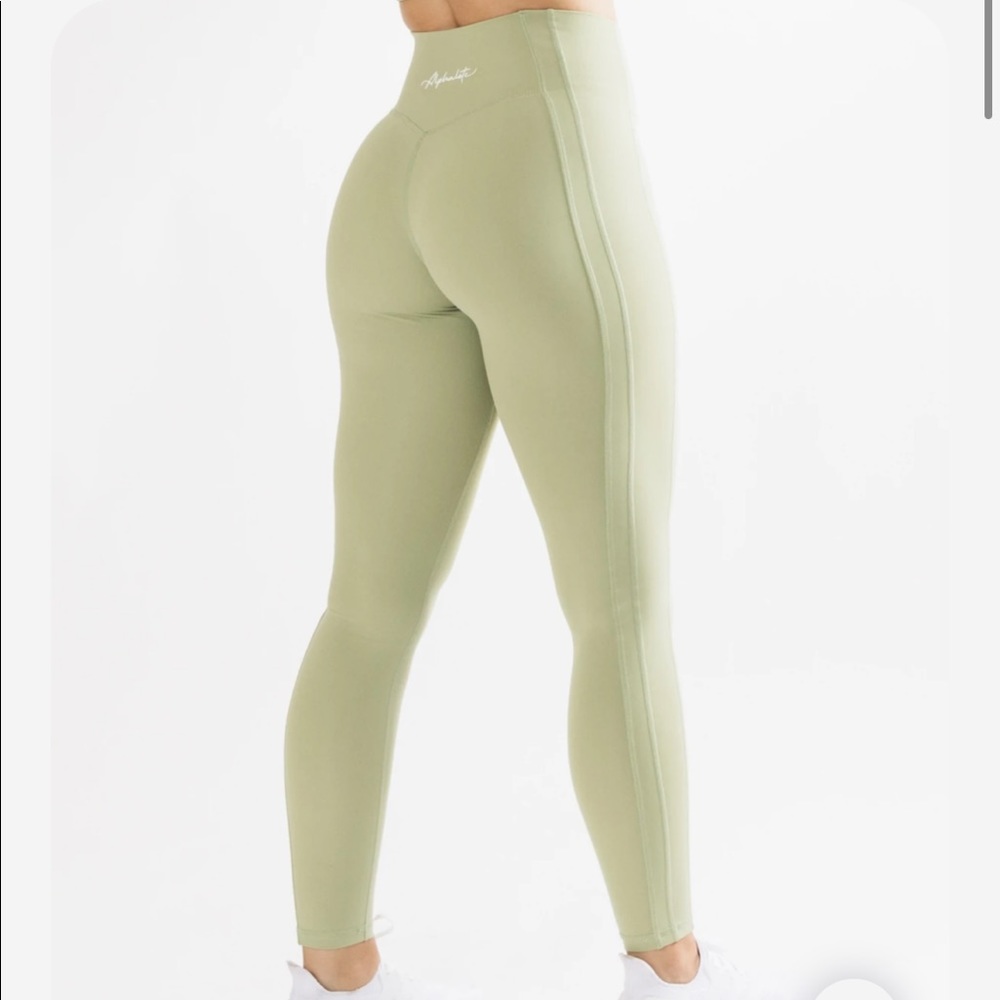 Alphalete pulse kinetic leggings